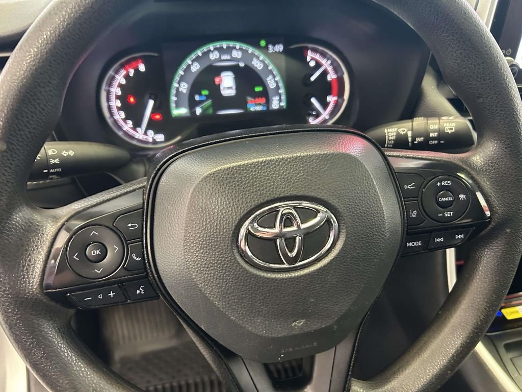 Certified Used 2024 Silver Toyota XLE image 19