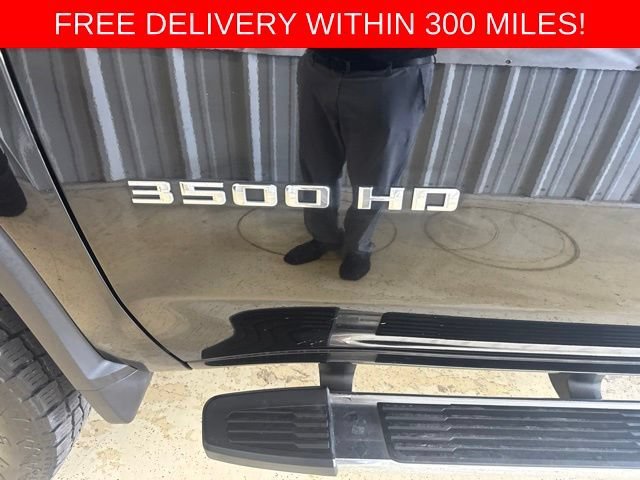 Certified Used 2022 MOSAIC BLACK METALLIC Chevrolet High Country image 28