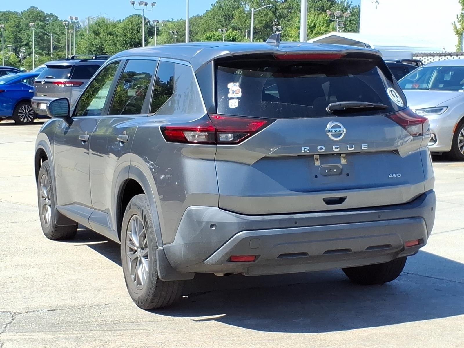 Used 2021 Gun Metallic Nissan S image 9