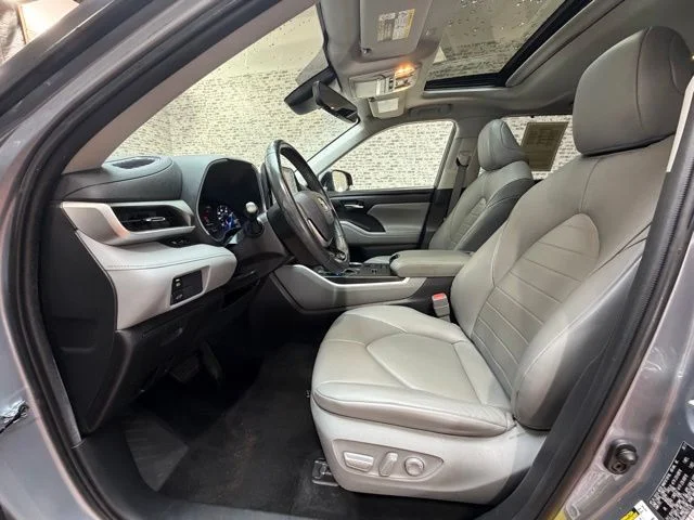 Used 2021 Gray Toyota XLE image 19