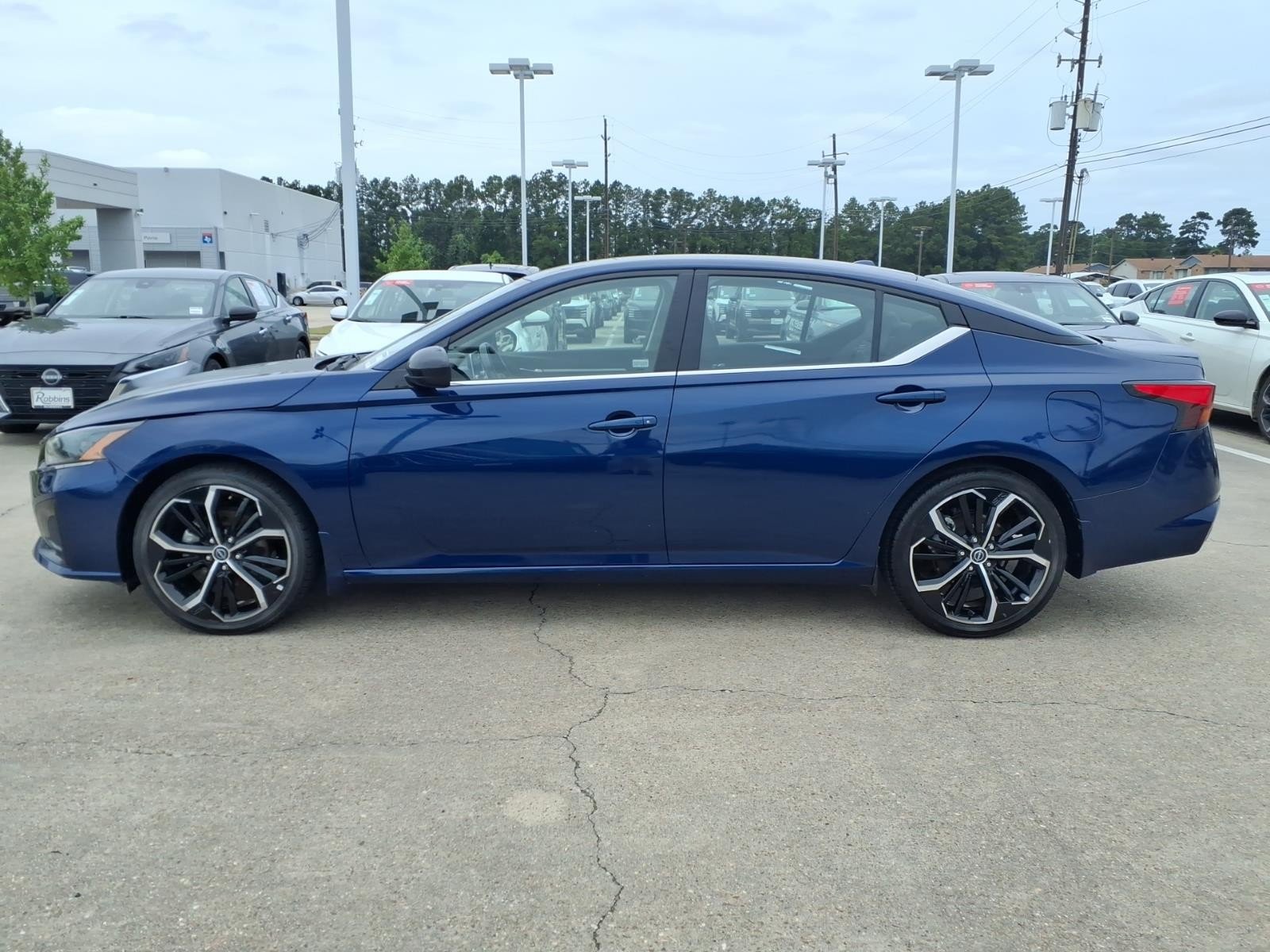 2024 Nissan Altima 2.5 SR Blue at Turner Chevrolet