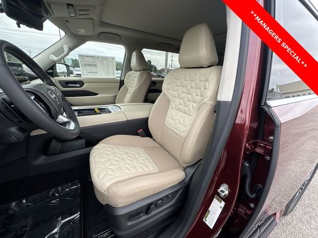 2025 Nissan Armada Platinum Reserve - Photo 11