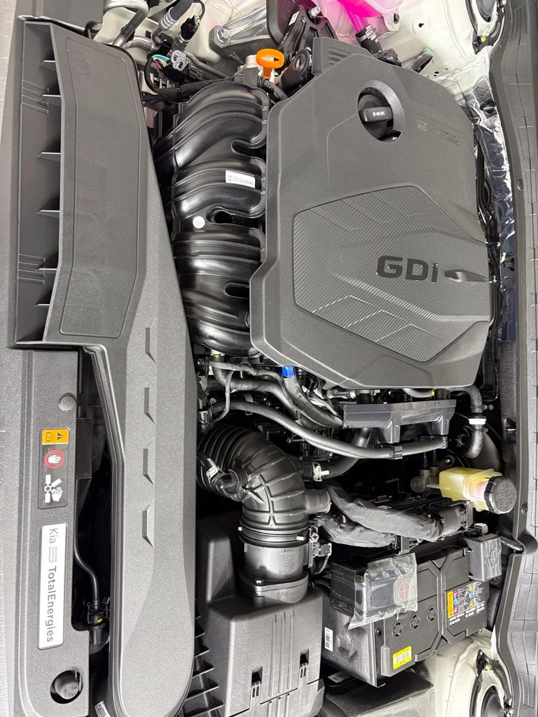 New 2027 White Kia GT-Line image 41