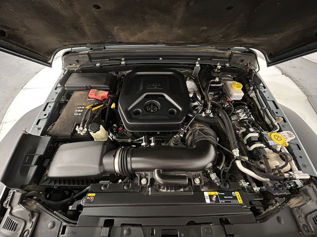 Used 2024 Gray Jeep Sport S image 21