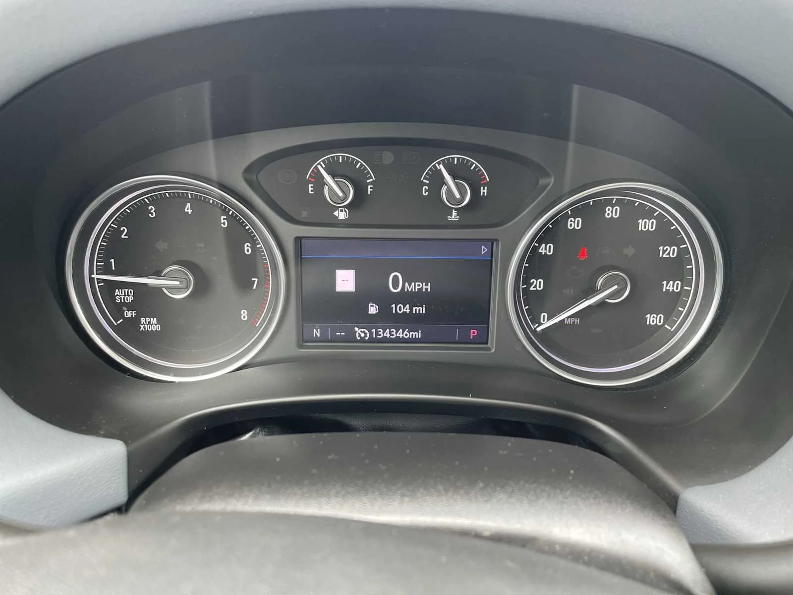 Used 2020 Includes Satin Nickel lower exterior accent color.) Buick Essence image 11