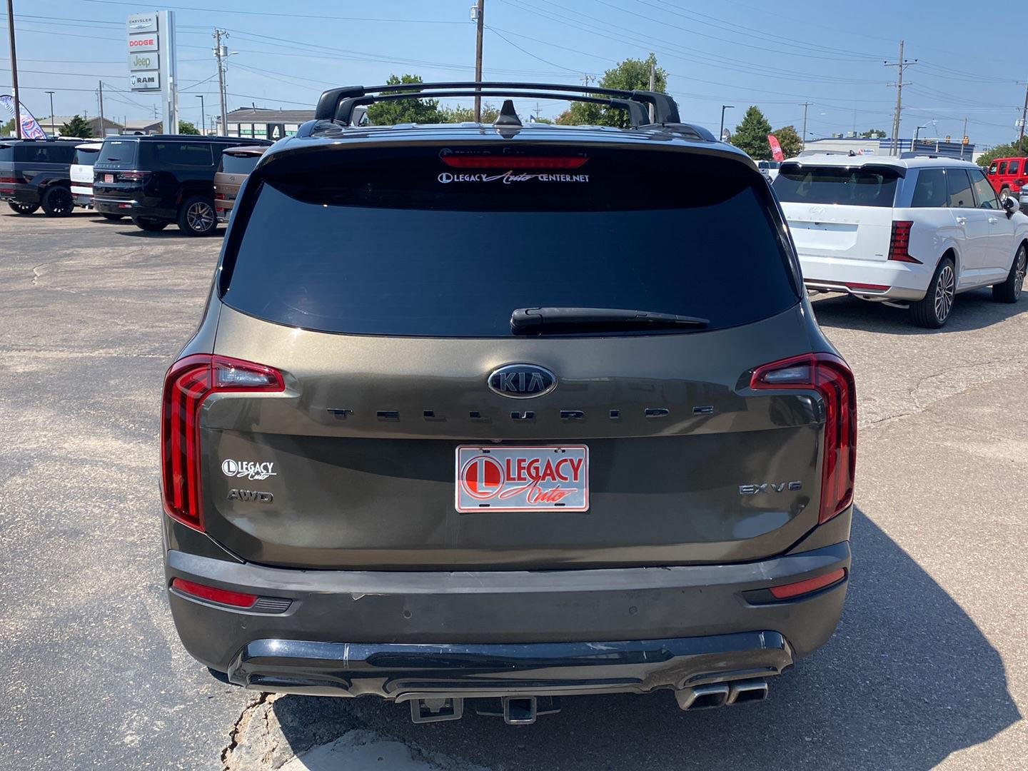 Used 2021 Dark Moss Kia EX image 4