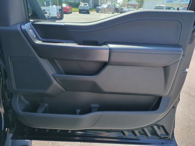 Used 2024 Blue Ford XLT image 32