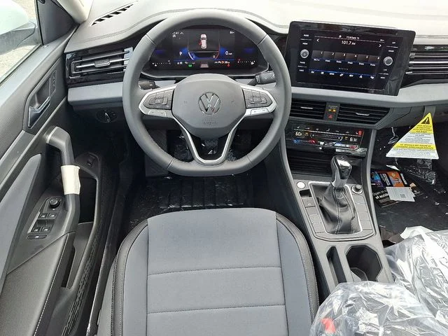 New 2026 White Volkswagen 1.5T SE image 7
