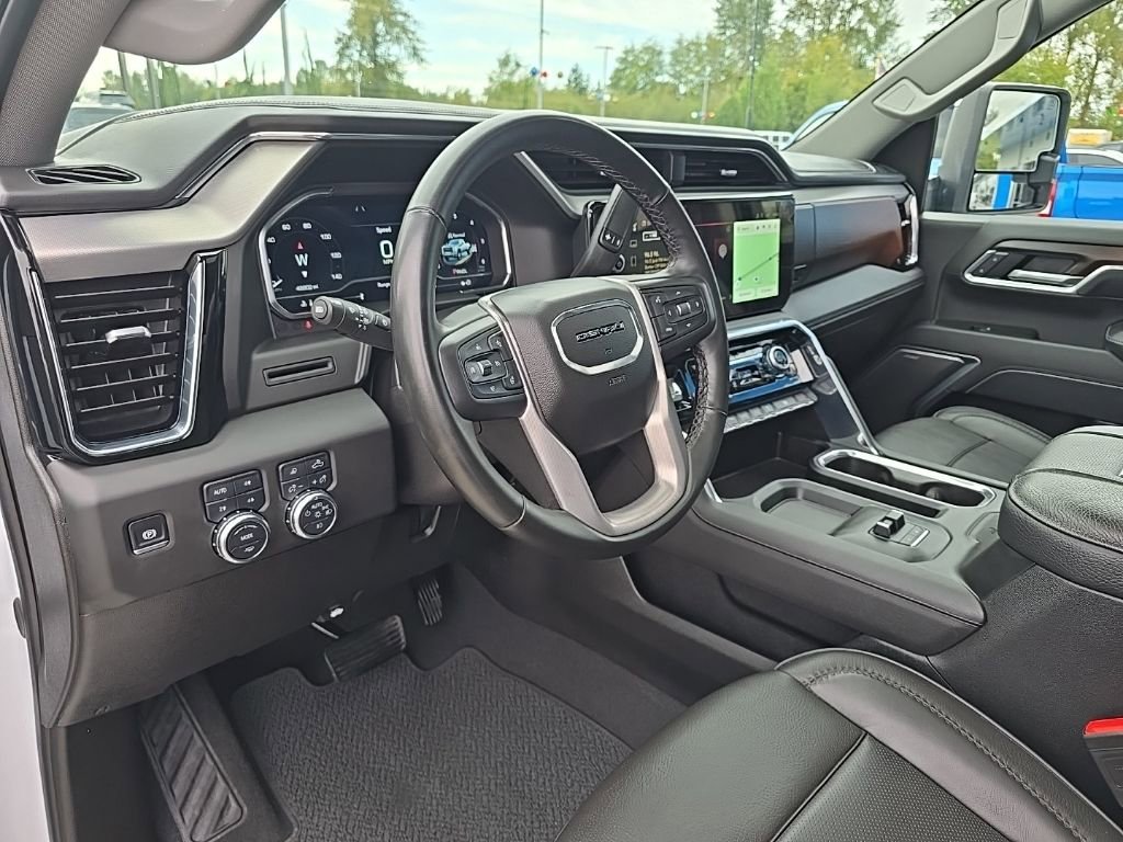 2025 GMC Sierra 3500HD Denali - Photo 10