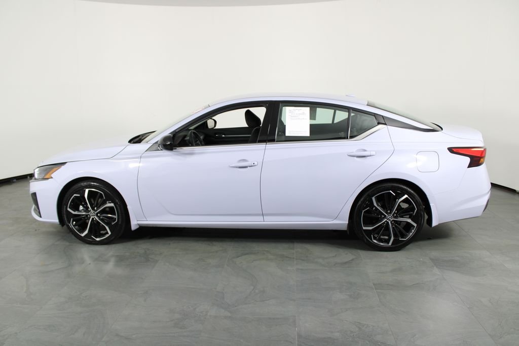 Used 2024 Gray Nissan 2.5 SR image 13