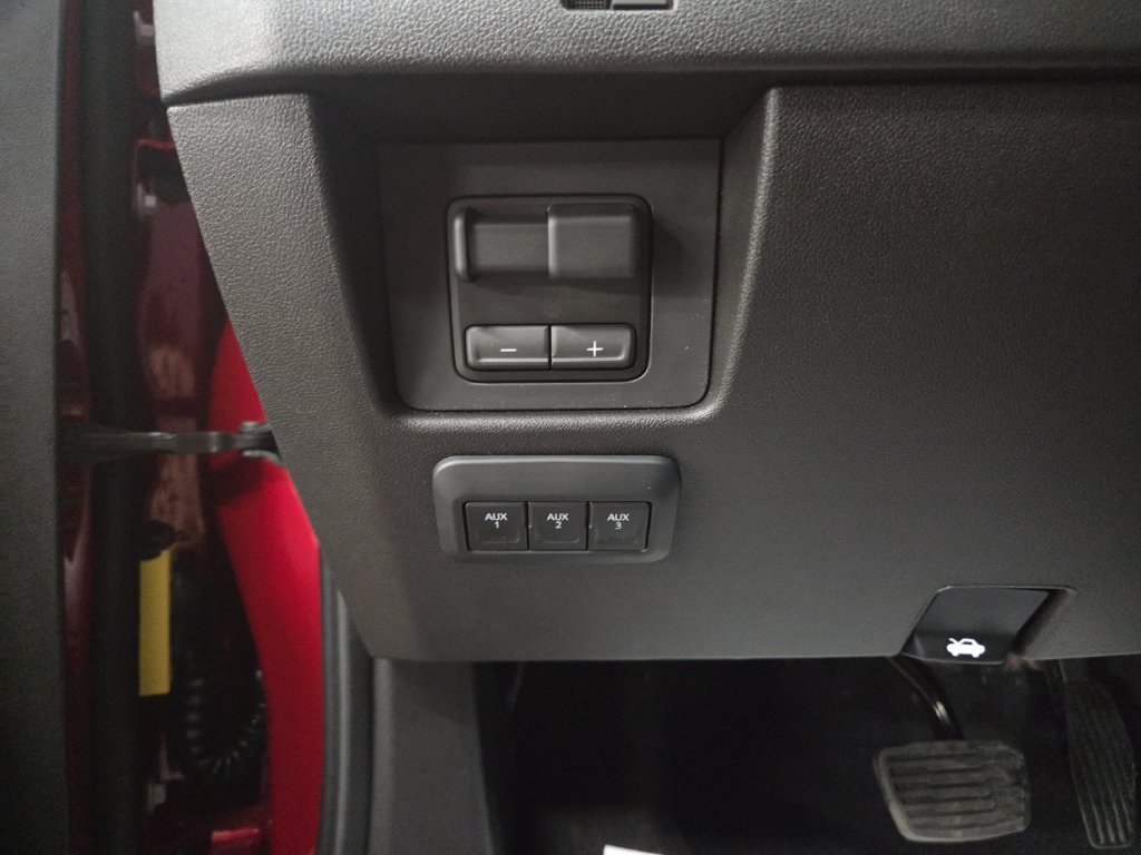 2026 Chevrolet Colorado ZR2 - Photo 18