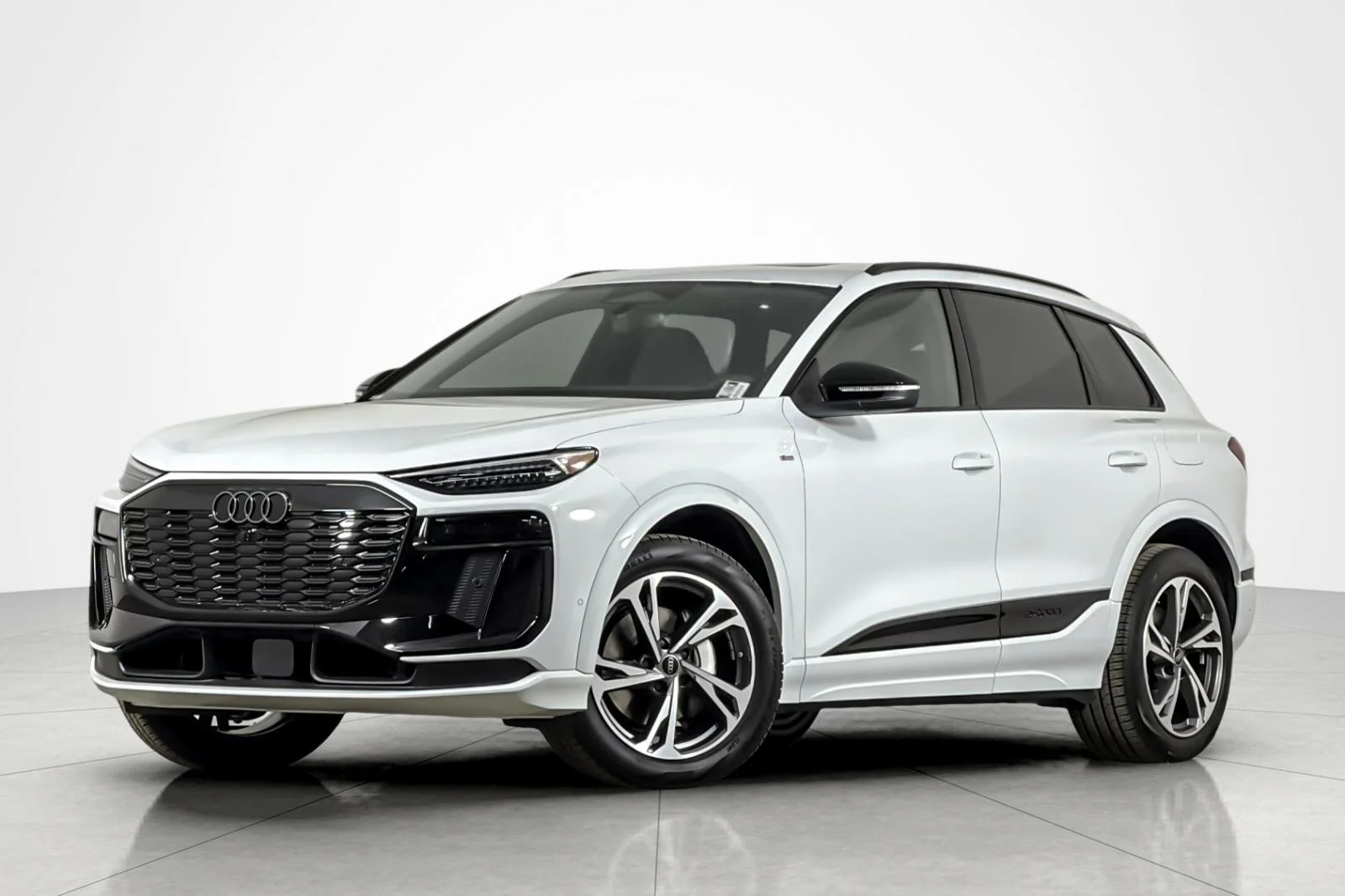 2027 Audi Q6 e-tron Premium Plus quattro's photo