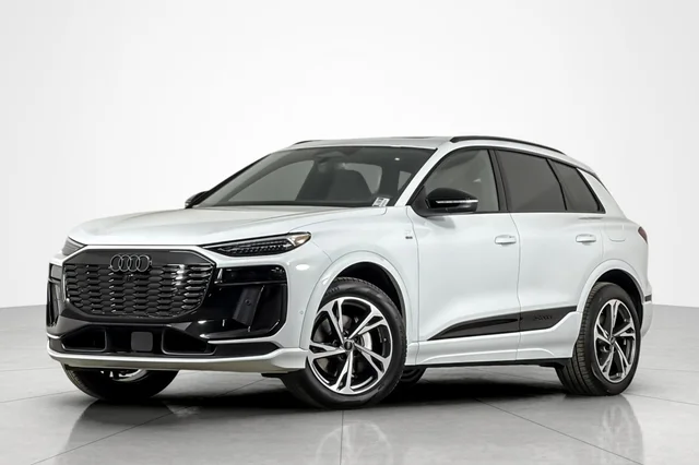 2027 Audi Q6 e-tron Premium Plus quattro