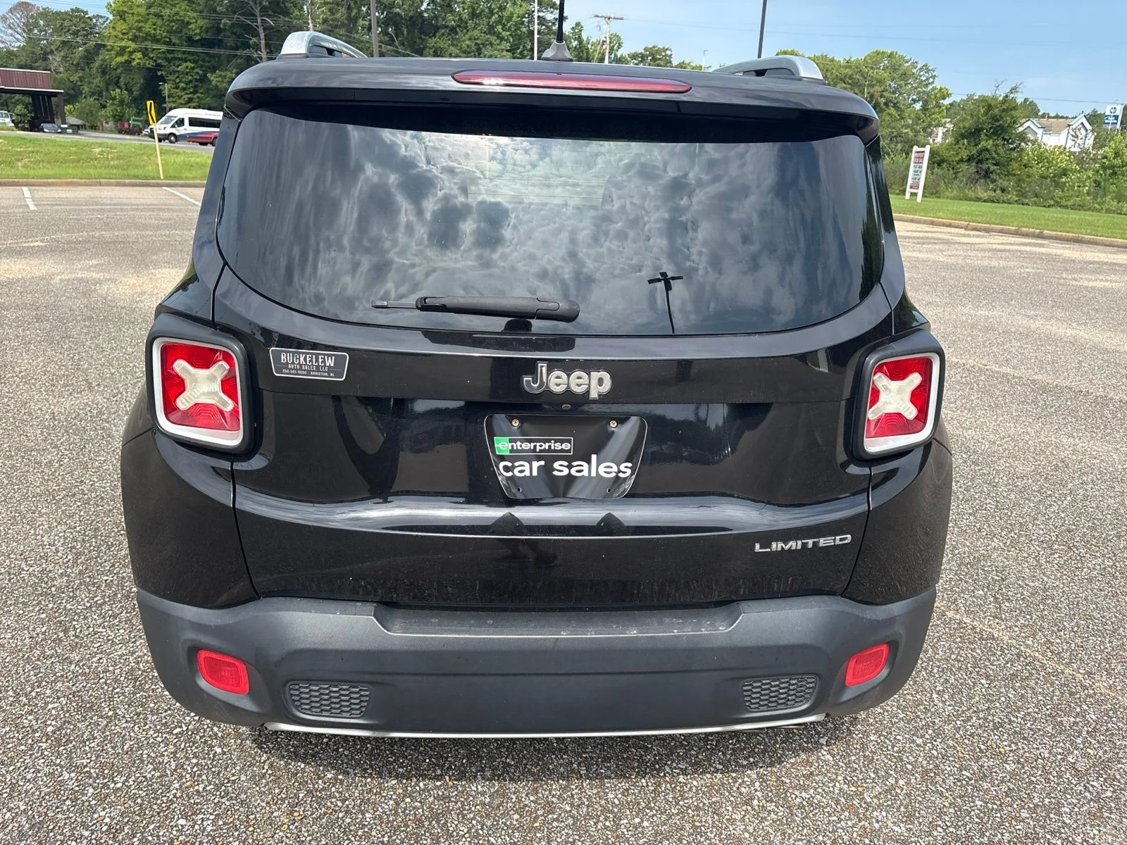 Used 2015 Black Jeep Limited image 4