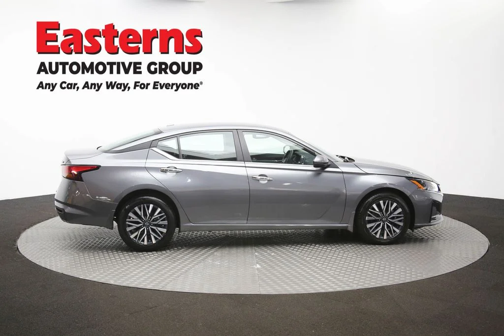 Used 2023 Gray Nissan 2.5 SV image 44