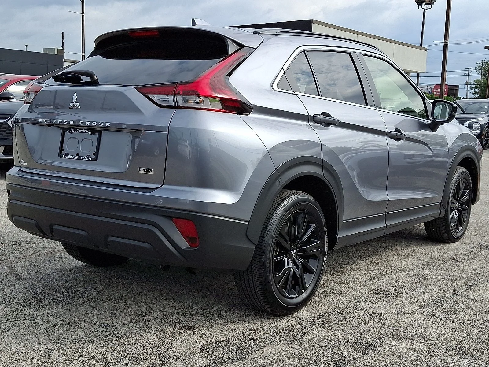 Used 2024 Gray Mitsubishi Black Edition image 6