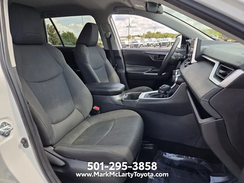 Used 2024 Ice TOYOTA LE FWD image 15