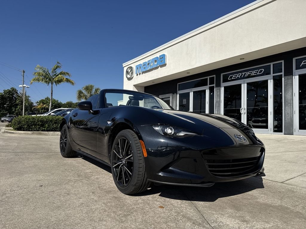 2025 Mazda MX-5 Miata Grand Touring - Photo 31