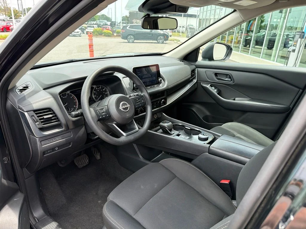 Used 2024 Black Nissan S image 17