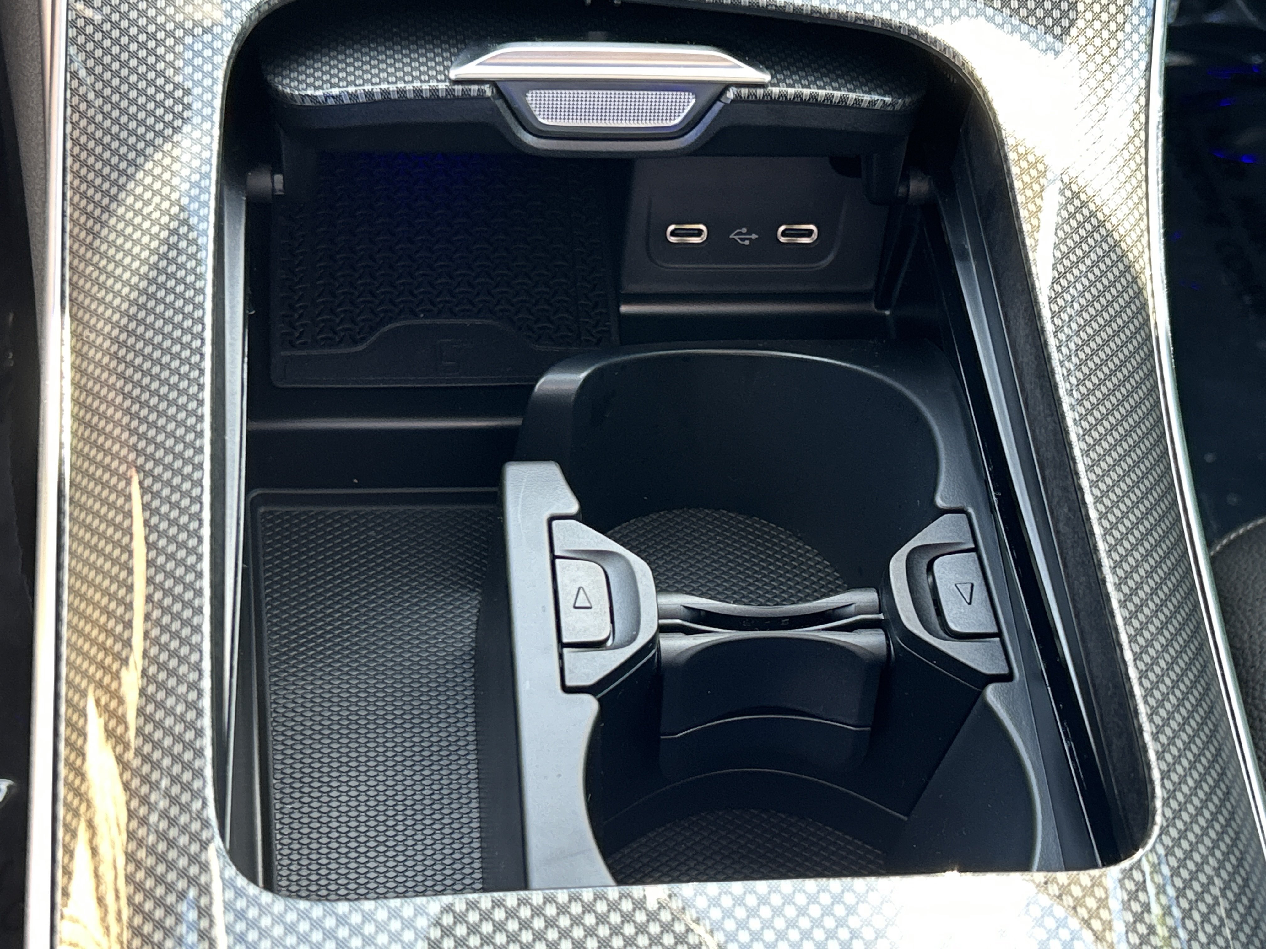 New 2026 Graphite Grey Metallic Mercedes-Benz C 300 4MATIC® Sedan image 32