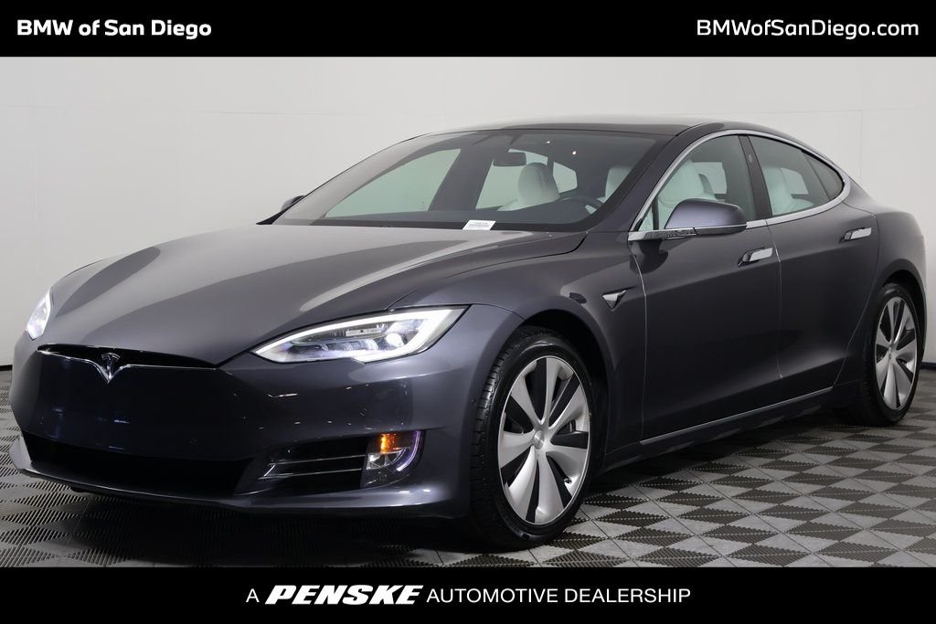 2021 Tesla Model S Long Range Plus's photo