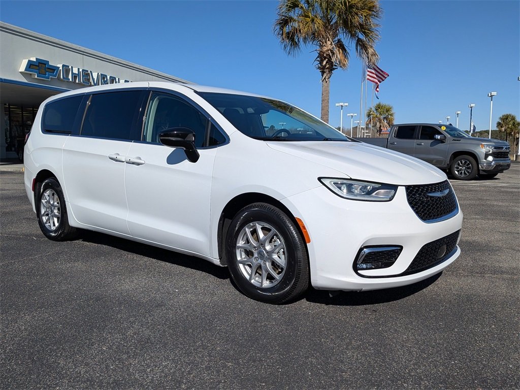 2024 Chrysler Pacifica
