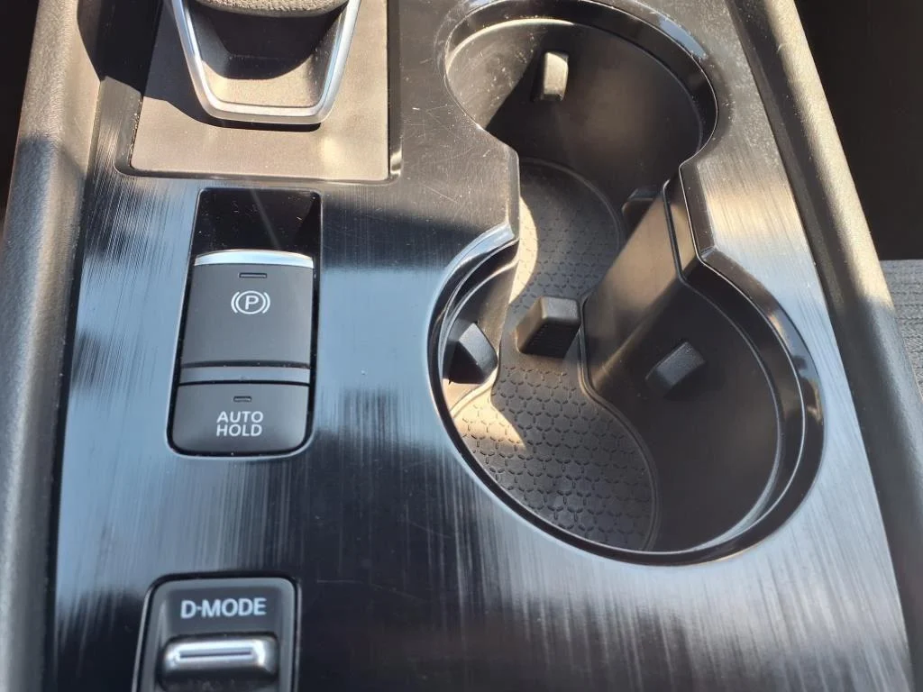 2023 Nissan Rogue SV - Photo 17