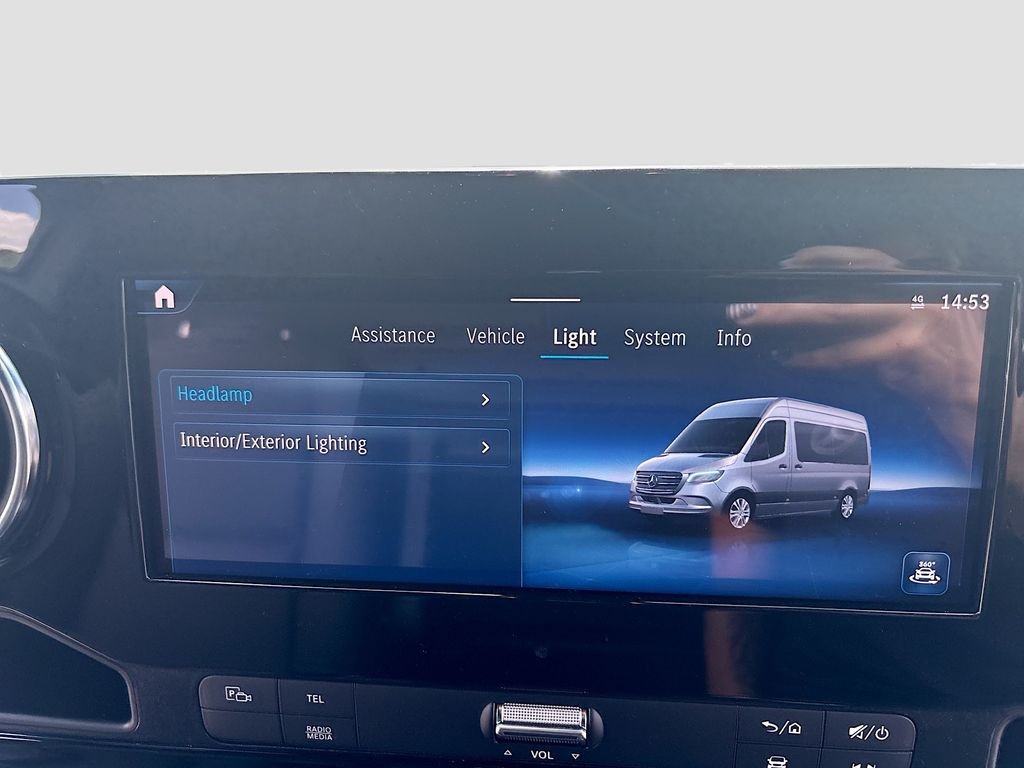 New 2026 Arctic White Mercedes-Benz Cargo 170 WB image 31