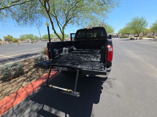 Used 2013 Brown Ford Lariat image 25