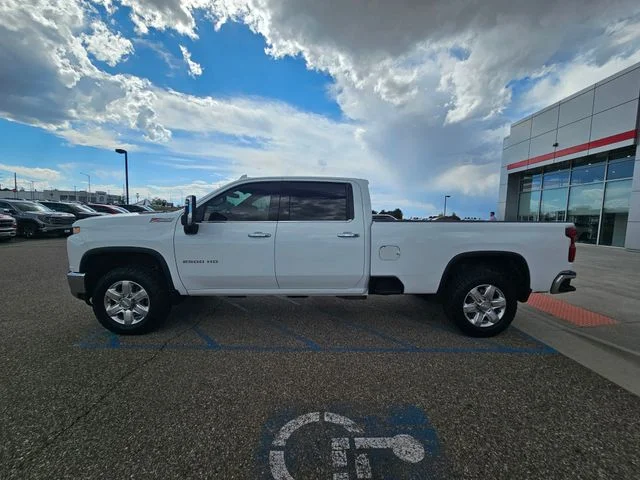 Used 2020 Summit White Chevrolet LTZ image 9