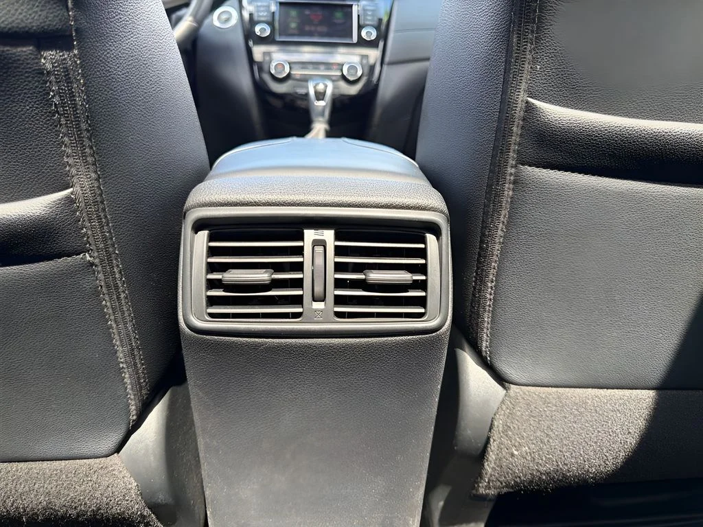 Used 2019 Black Nissan SL image 23