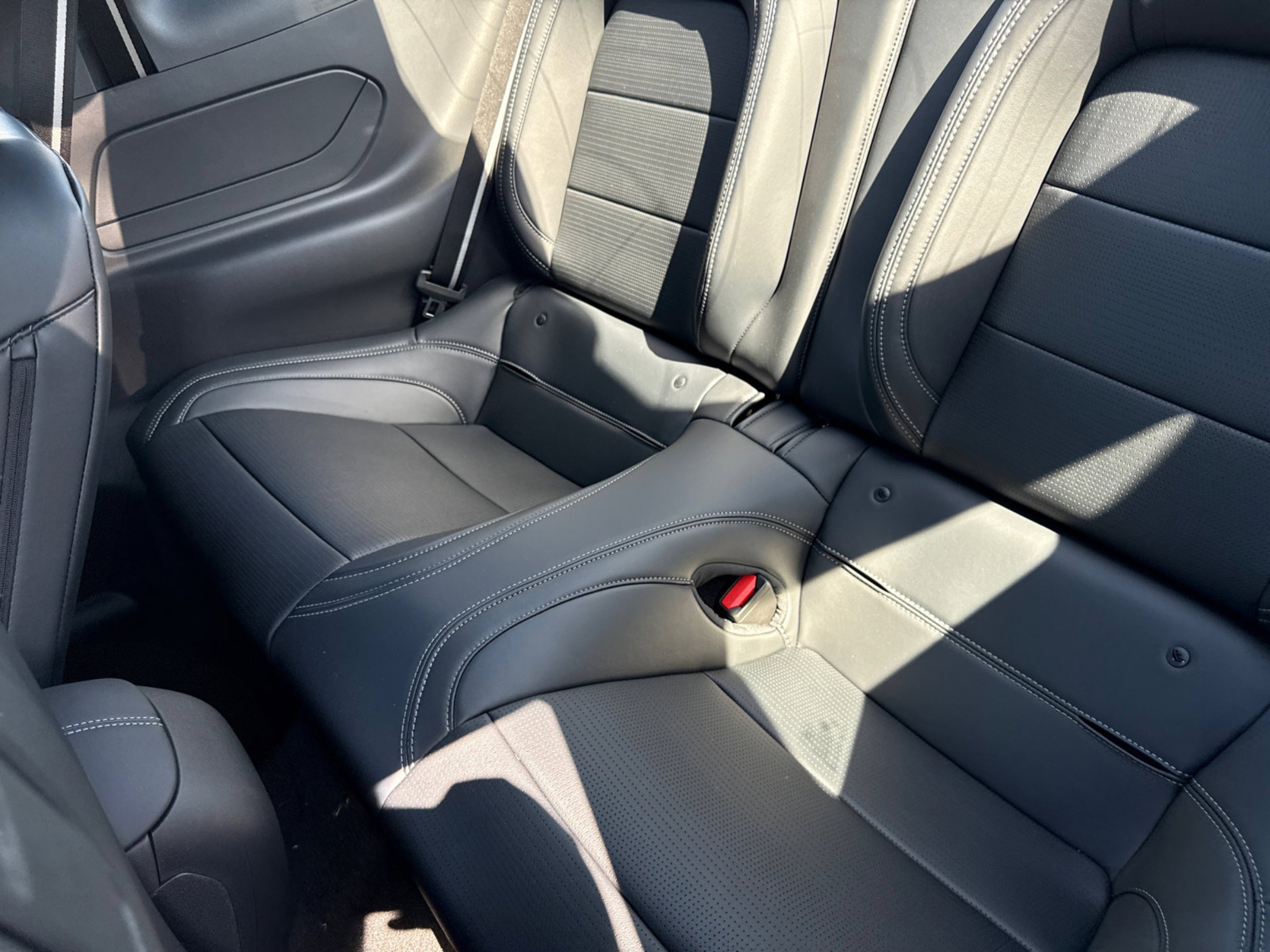 New 2025 Shadow Black Ford EcoBoost® Premium Fastback image 15