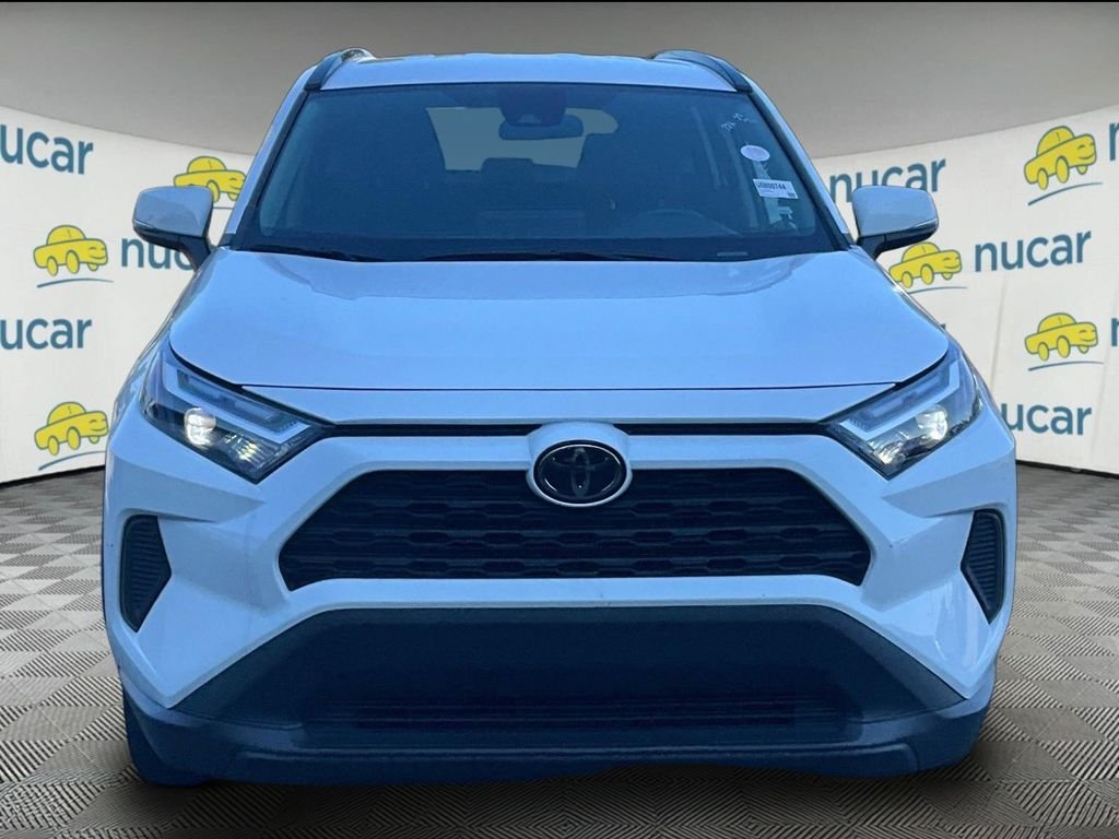 Used 2025 White Toyota XLE image 2