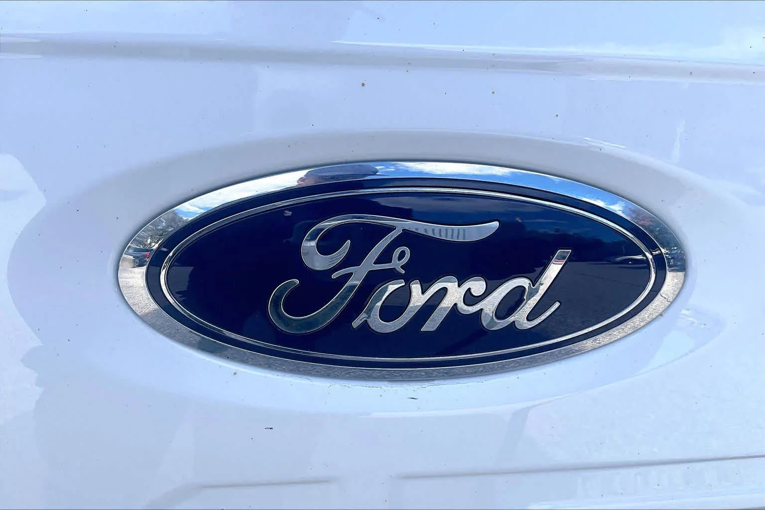 Used 2022 Oxford White Ford XLT image 31