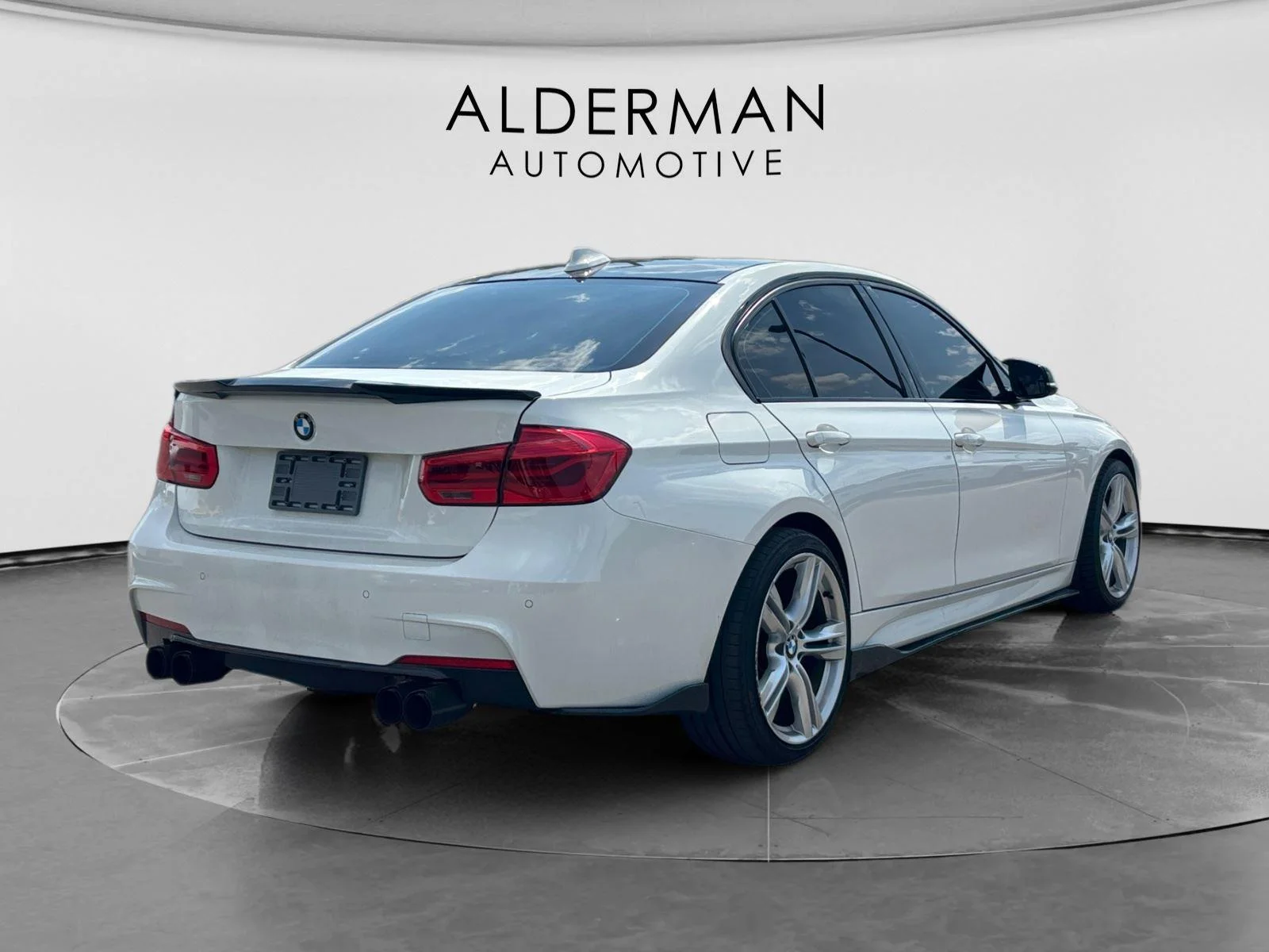 Used 2014 Alpine White BMW 335i xDrive image 5