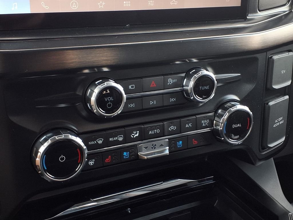 New 2026 Oxford White Ford F-250® Lariat® image 20