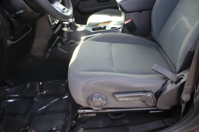 Used 2025 Gray Jeep Sahara image 20