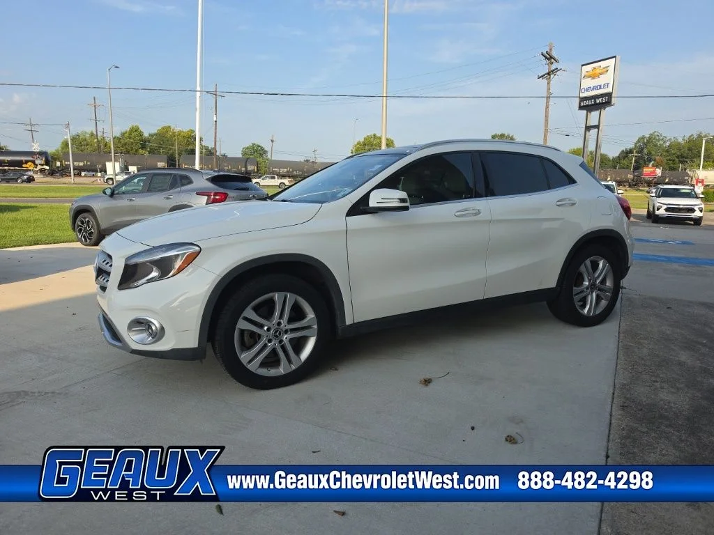 Used 2019 White Mercedes-Benz GLA 250 image 4