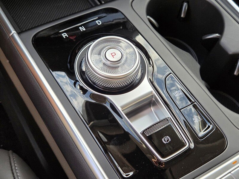 New 2026 Aurora Black Pearl Kia SX image 16