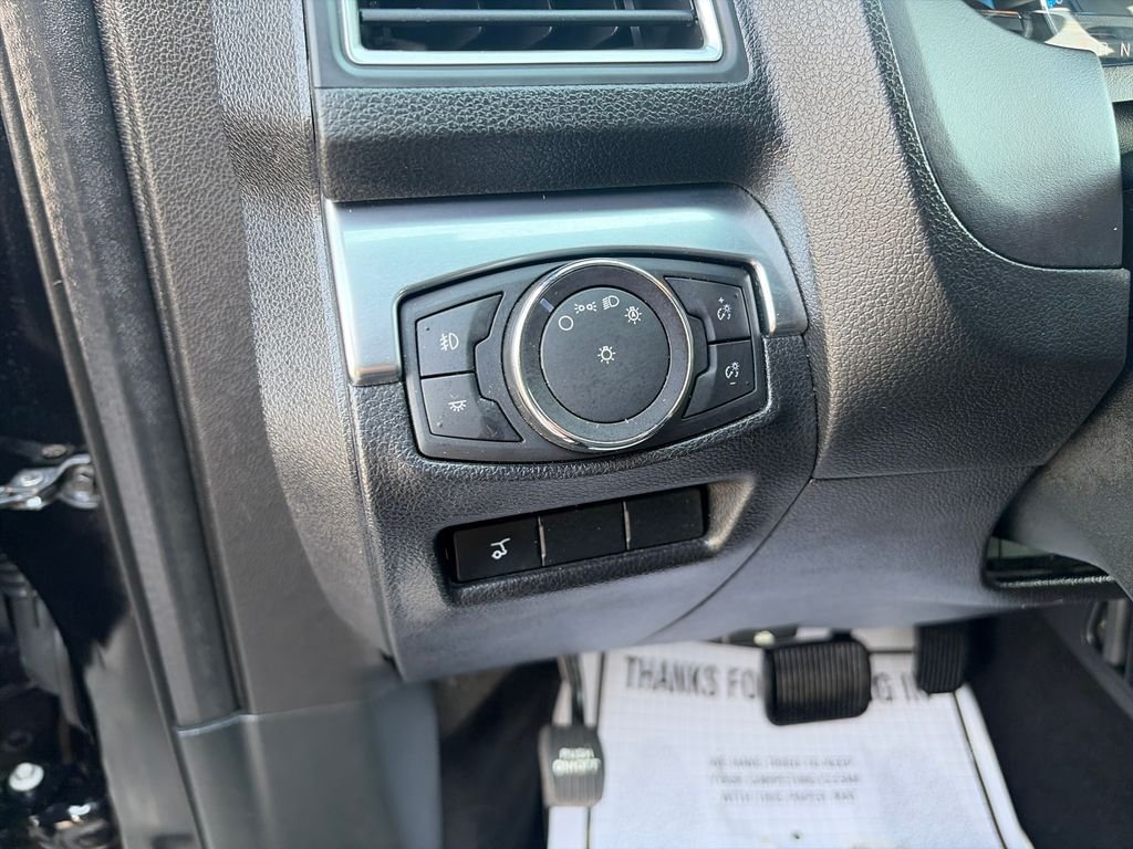Used 2018 Black Ford Limited image 33