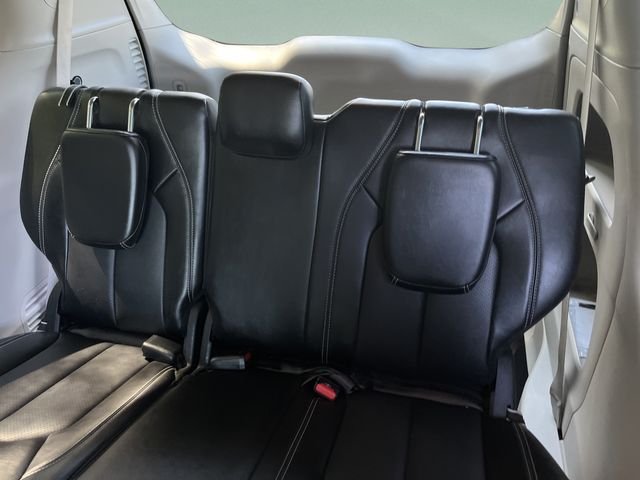 Used 2024 Silver Mist Clearcoat Chrysler Touring L image 14