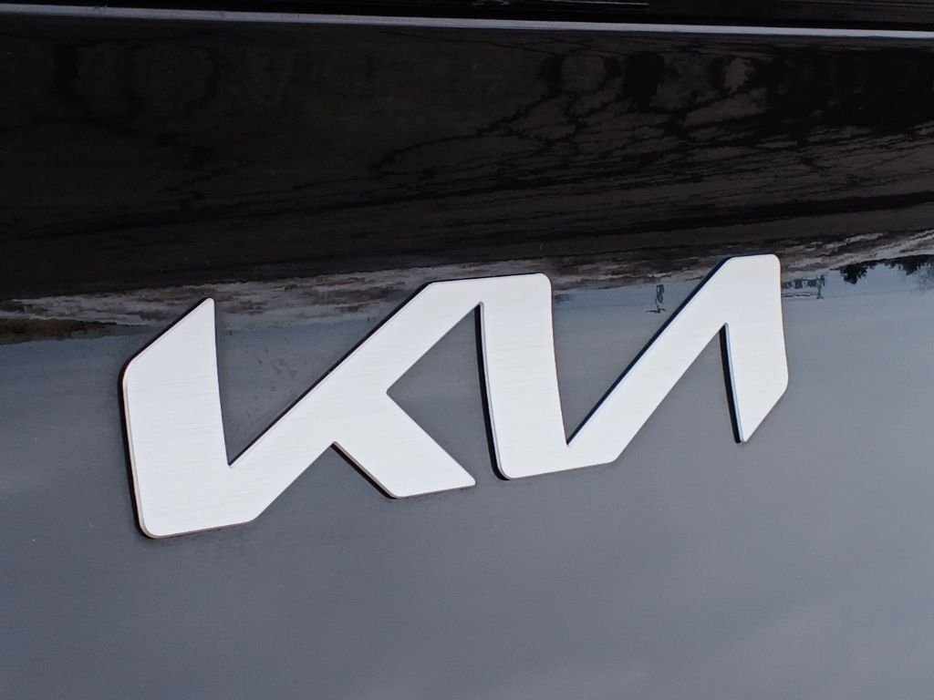 Used 2024 Black Kia SX-Prestige image 31