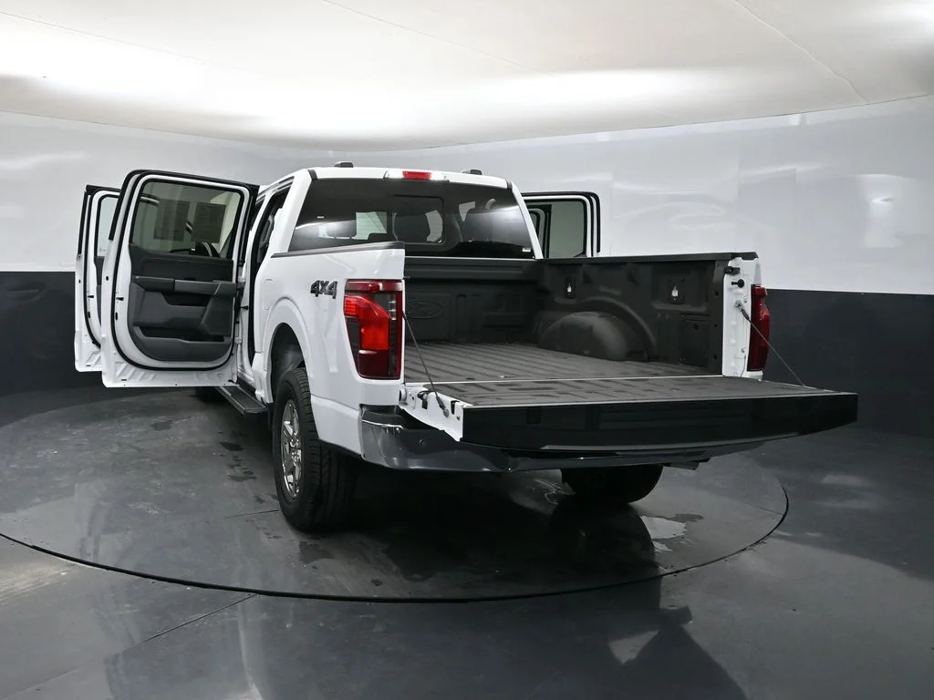 Used 2024 White Ford XLT image 21
