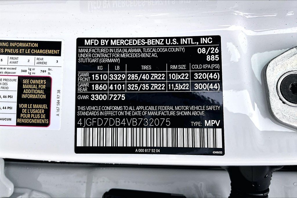 New 2027 MANUFAKTUR Moonlight White Metallic Mercedes-Benz GLE 53e AMG® image 27