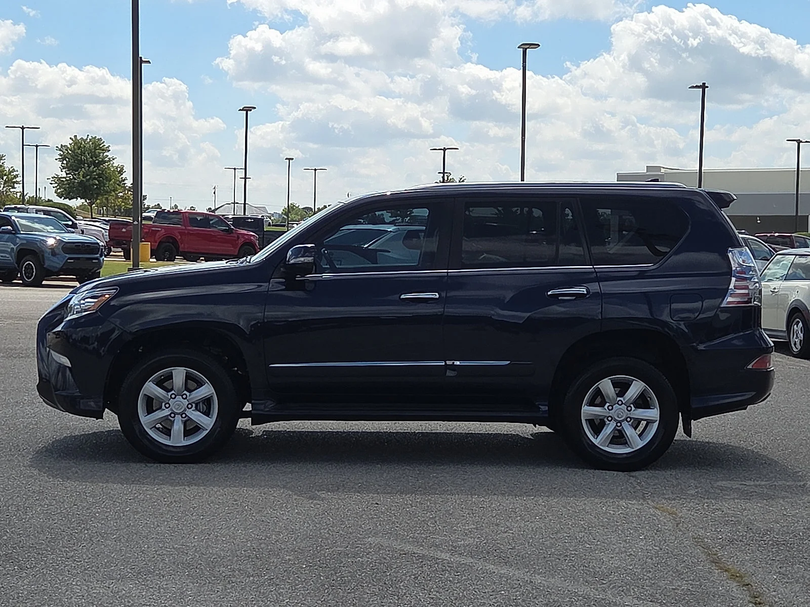 Used 2017 Nightfall Mica Lexus GX 460 image 3
