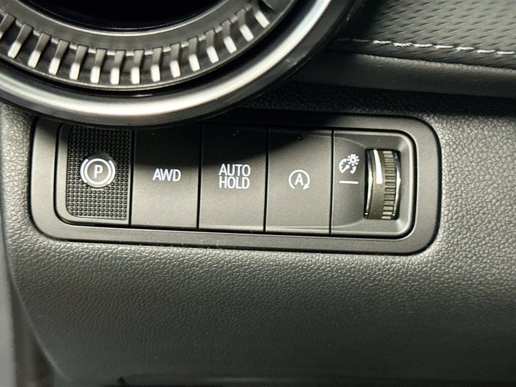 2027 Chevrolet Equinox LT - Photo 10