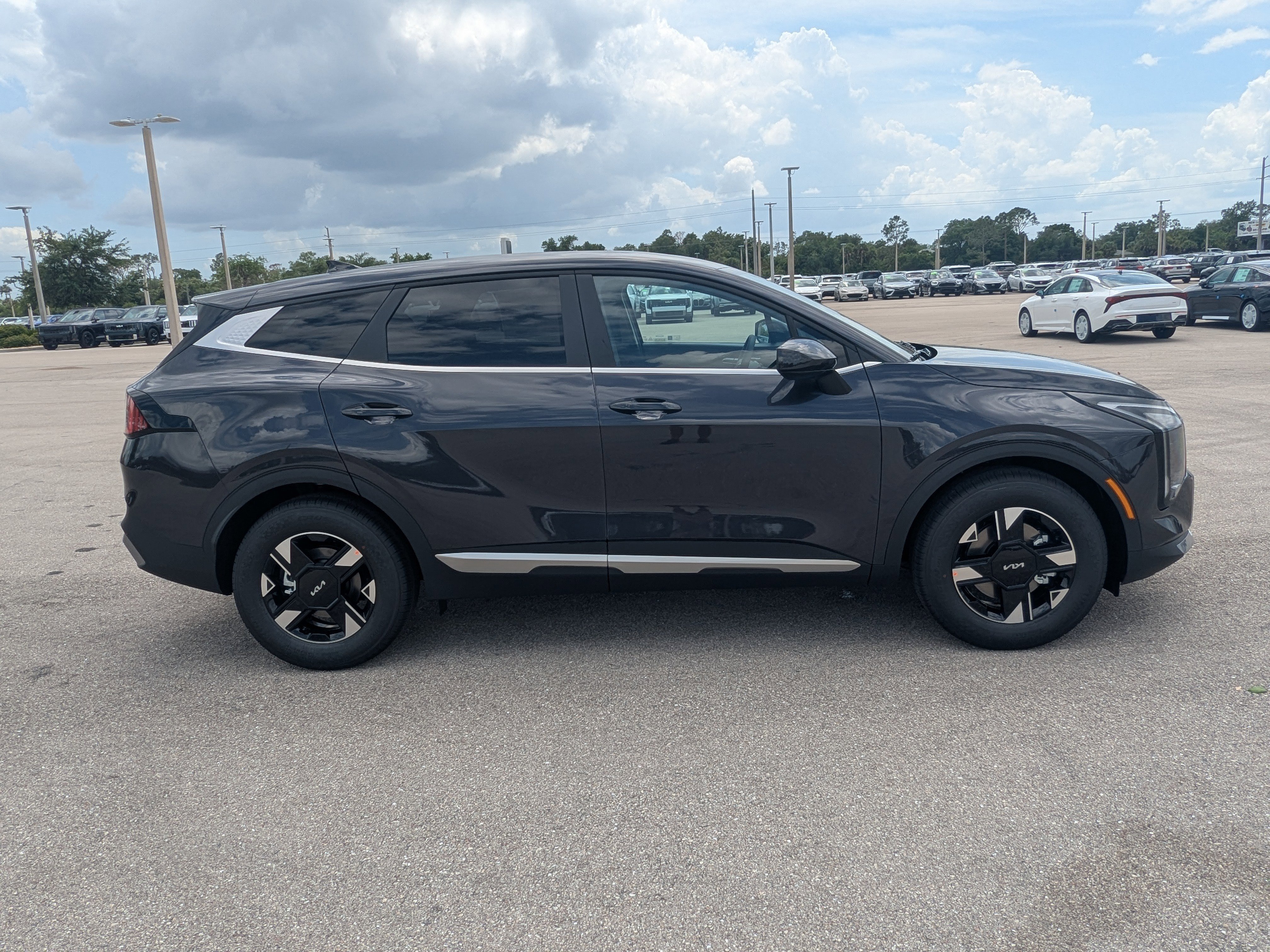 New 2026 Panthera Metal Kia LX image 4