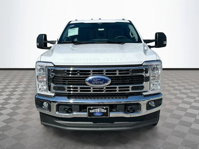 New 2026 Oxford White Ford XL image 2