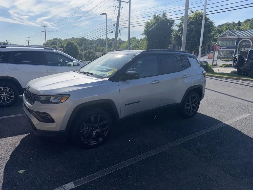 2025 Jeep Compass Limited 4X4's photo