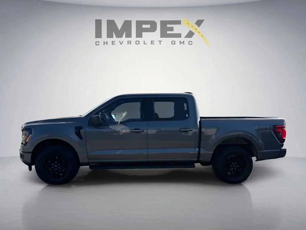 Used 2024 Gray Ford XLT image 2
